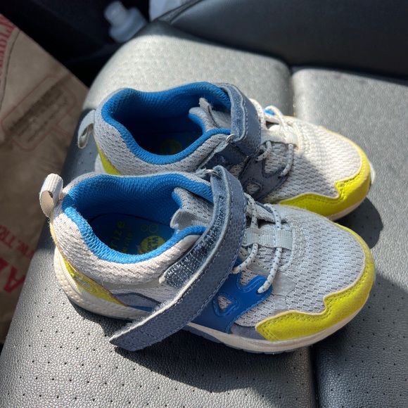 Stride rite toddler runners - Picture 2 of 4